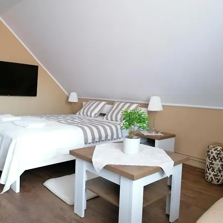 Lilla Vendeghaz Balatonudvari